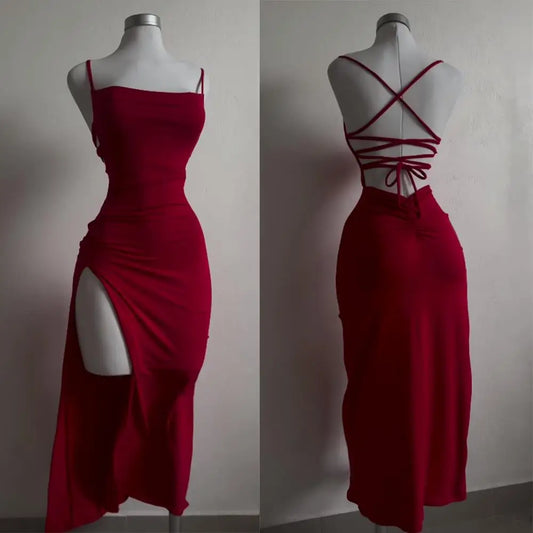 Vestido ajustado con escote